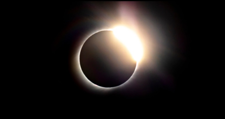 ¿POR QUÉ SON IMPORTANTES LOS ECLIPSES PARA LA CIENCIA?