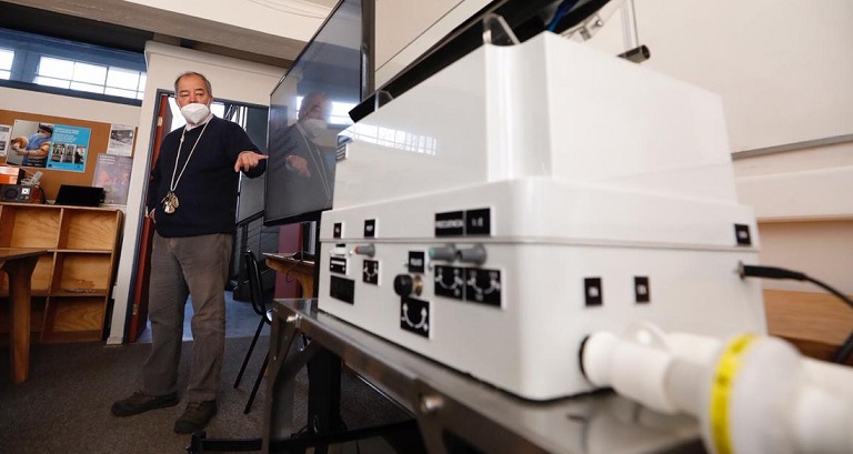 SE EFECTÚA DONACIÓN DE 20 VENTILADORES MECÁNICOS VEMERS UC HECHOS EN LA UC PARA ENFRENTAR CASOS DE COVID