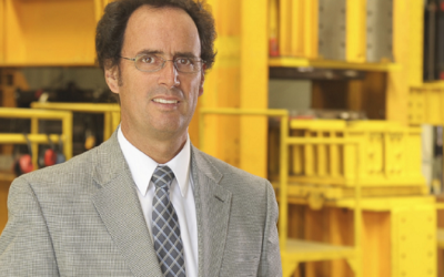 PIONERO EN TECNOLOGÍA ANTISÍSMICA ENTRE LOS MEJORES INGENIEROS DEL AÑO